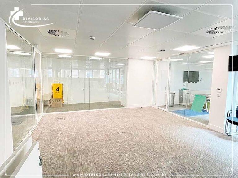 divisória para sala de fisioterapia hospitalar